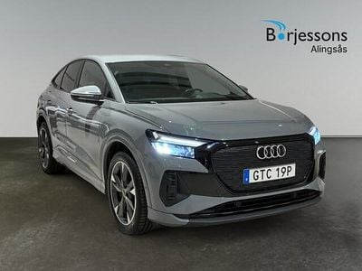 Kiselgrå Begagnad 2022 Audi Q4 Sportback e-tron SUV | 379 900 kr (Lite dyr)