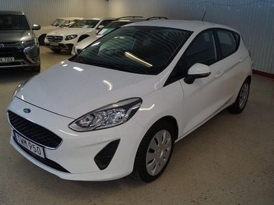 Begagnad Ford Fiesta Trend 86 HK (63 kW) 2018 Vit Halvkombi