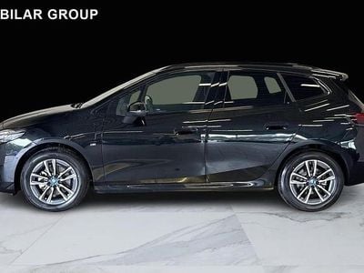 Svart Begagnad 2025 BMW 225 M Sport Kombi | 409 000 kr