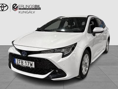 Vit Begagnad 2024 Toyota Corolla Active Kombi | 289 900 kr (Bra pris)