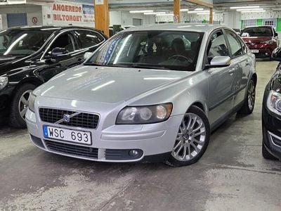 Begagnad Volvo S40 Kinetic 170 HK (125 kW) 2005 Grå Sedan