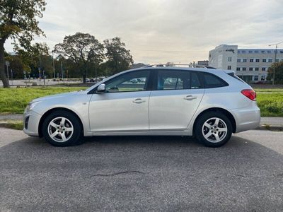 begagnad Chevrolet Cruze Kombi 1.6 124hk