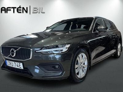 Grå Begagnad 2021 Volvo V60 Momentum Kombi | 264 900 kr (Superpris)