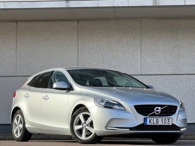 begagnad Volvo V40 D2 Momentum VOC Kamrem bytt Värmare