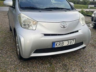 Toyota iQ