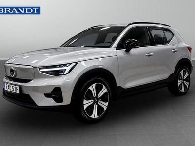 Silver Begagnad 2023 Volvo XC40 Plus SUV | 339 900 kr (Superpris)