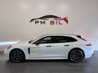Porsche Panamera 4