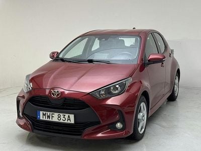 Röd Begagnad 2021 Toyota Yaris Active | 148 000 kr (Superpris)