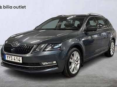 Grå Begagnad 2017 Skoda Octavia Style Kombi | 169 900 kr (Lite dyr)