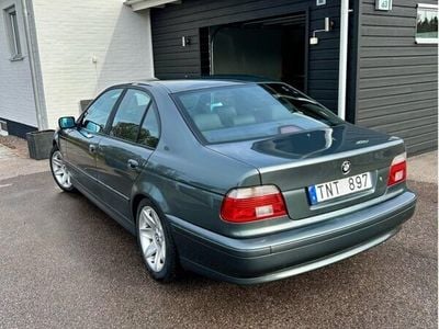 BMW 525