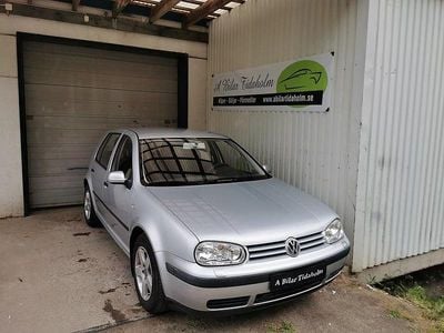 Silver Begagnad 2000 VW Golf IV Halvkombi | 11 500 kr (Marknadspris)