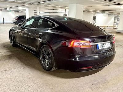 Begagnad Tesla Model S Long Range AWD 311 kW (423 HK) 2020 Halvkombi
