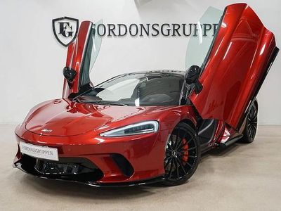 Mörkröd (röd) Begagnad 2020 McLaren GT Sportkupé | 1 599 800 kr