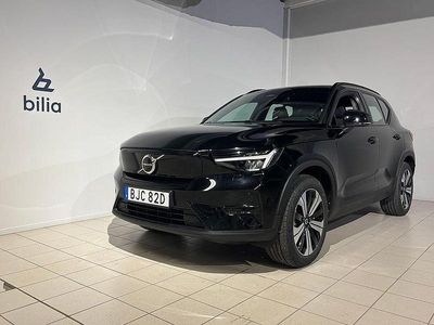 Svart Begagnad 2022 Volvo XC40 Core SUV | 309 900 kr