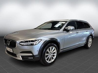 Begagnad Volvo V90 CC Inscription 235 HK (172 kW) 2017 Silver Kombi