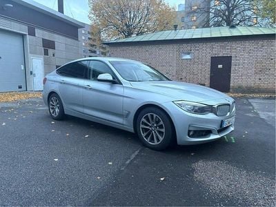 Begagnad BMW 328 Gran Turismo 245 HK (180 kW) 2014 Silver Halvkombi