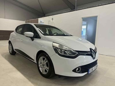 Vit Begagnad 2013 Renault Clio IV Halvkombi | 69 900 kr (Lite dyr)