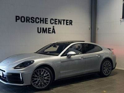 Porsche Panamera 4