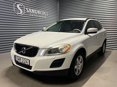 Vit Begagnad 2011 Volvo XC60 Momentum SUV | 89 500 kr (Marknadspris)