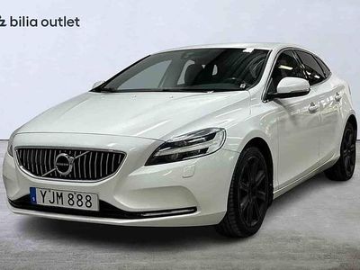 Vit Begagnad 2017 Volvo V40 Halvkombi | 169 900 kr (Lite dyr)