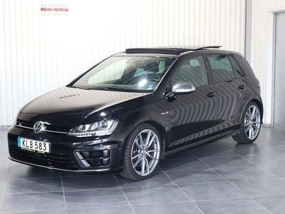 Begagnad VW Golf VII R 301 HK (221 kW) 2014 Svart Halvkombi
