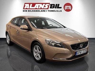 Begagnad Volvo V40 Kinetic 150 HK (110 kW) 2012 Brun Halvkombi