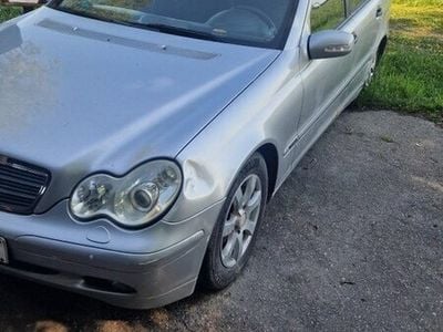 Mercedes C180