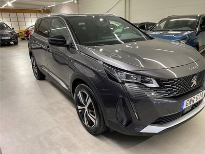 Grå Begagnad 2023 Peugeot 5008 GTi Minibuss | 319 900 kr (Marknadspris)