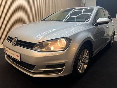 Begagnad VW Golf VII 105 HK (77 kW) 2015 Silver Halvkombi