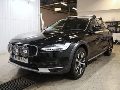 Begagnad Volvo V90 CC 197 HK (144 kW) 2021 Svart Kombi