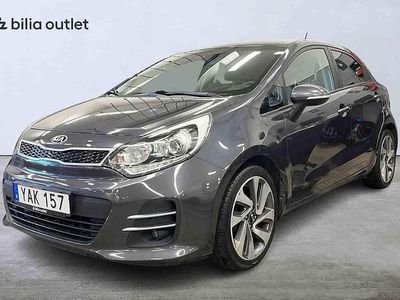 Grå Begagnad 2016 Kia Rio Halvkombi | 94 900 kr
