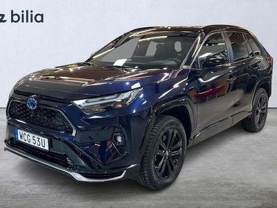 Blå Begagnad 2025 Toyota RAV4 Hybrid Premium SUV | 584 900 kr (Dyr)