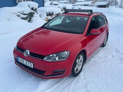 Begagnad VW Golf VII 150 HK (110 kW) 2015 Tornado red