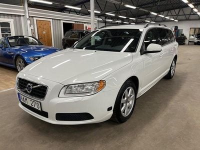 Vit Begagnad 2013 Volvo V70 Kombi | 119 900 kr (Marknadspris)
