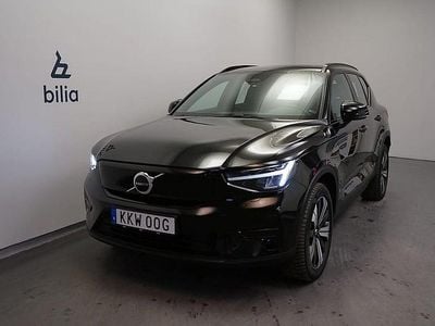 Svart Begagnad 2022 Volvo XC40 Core SUV | 324 500 kr (Superpris)
