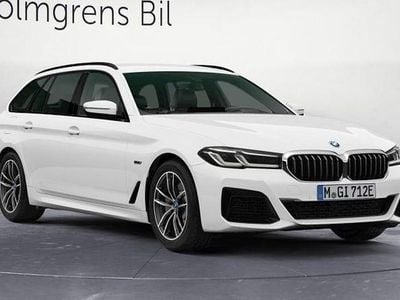 Begagnad BMW 530 M Sport 184 HK (135 kW) 2022 Alpinvit Kombi