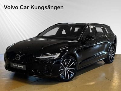 Begagnad Volvo V60 350 HK (257 kW) 2024 Svart Kombi