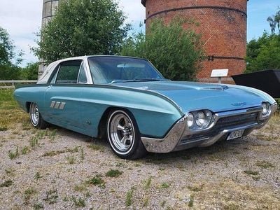 Begagnad Ford V8 304 HK (223 kW) 1963 Ming green