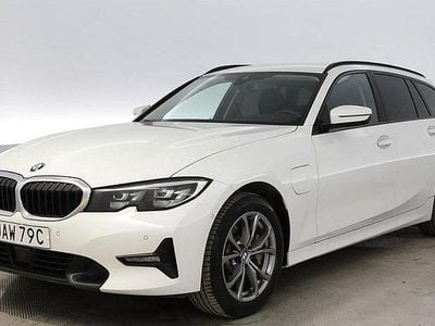 BMW 330e