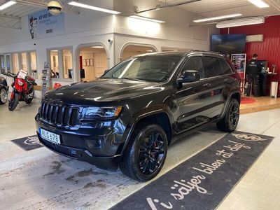 begagnad Jeep Grand Cherokee 5.7 V8 4WD 480hk Panorama Läder