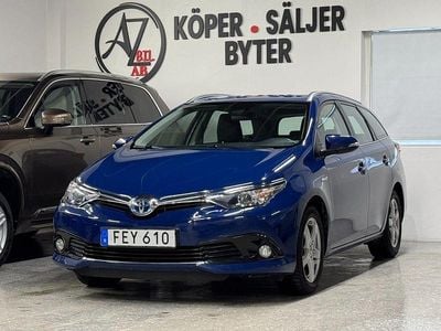 Blå Begagnad 2018 Toyota Auris Touring Sports Active Kombi | 174 900 kr (Marknadspris)