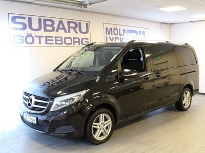 Mercedes V220