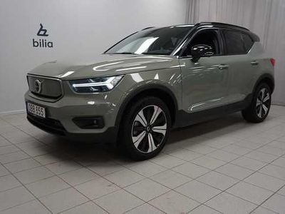 Grön Begagnad 2022 Volvo XC40 Plus SUV | 349 900 kr