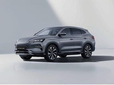 Grå Ny 2025 BYD Seal U Boost SUV | 469 900 kr
