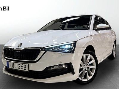 Vit Begagnad 2022 Skoda Scala Style Halvkombi | 209 900 kr (Marknadspris)