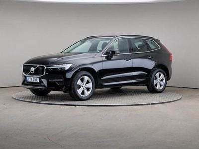 Svart Begagnad 2022 Volvo XC60 Core SUV | 389 000 kr (Marknadspris)
