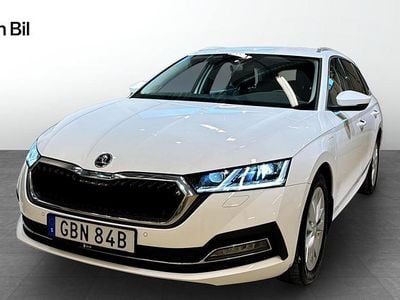 Begagnad Skoda Octavia Style 150 HK (110 kW) 2024 Vit Kombi