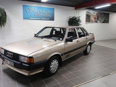 Begagnad Audi 80 90 HK (66 kW) 1986 Ljusbrun Sedan