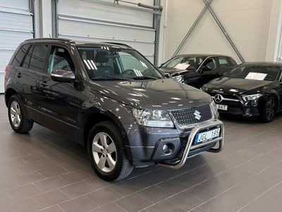 begagnad Suzuki Grand Vitara 2.4 Manuell 4x4 169hk Dragkrok