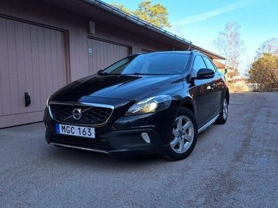 begagnad Volvo V40 CC D3 Momentum Euro 6